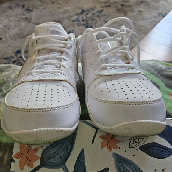 Nike Mens Sneakers Size 10 - Picture 9 of 10